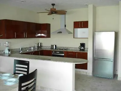 ホテルLos Vientos Puerto Aventuras Riviera Maya ホテル